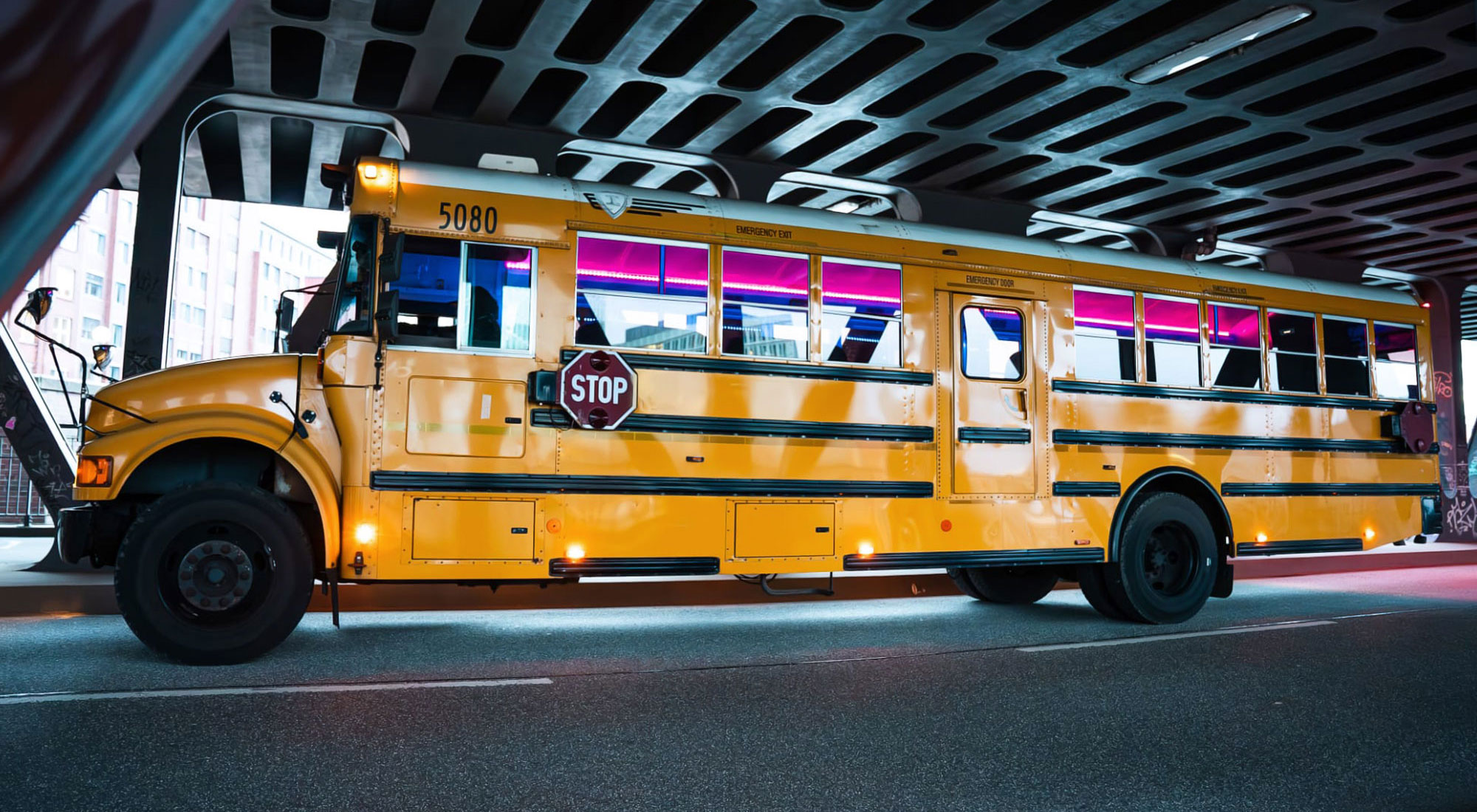 Jetzt US School Bus in Berlin mieten