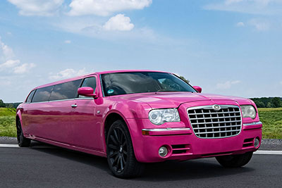 Pinke Stretchlimousine Bremen