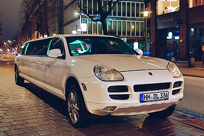 Porsche Cayenne Stretchlimousine Hamburg
