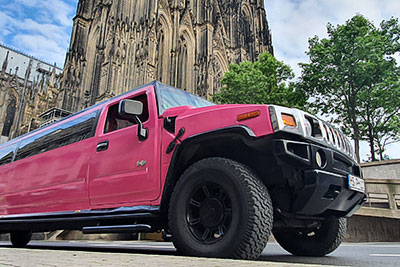 Pinke Stretchlimousine Köln